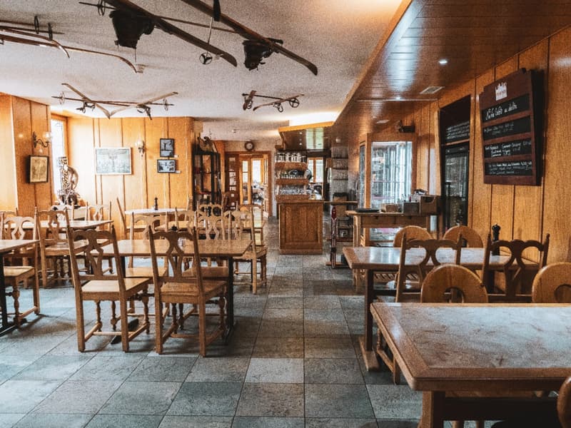 Prächtiges Hotel zum Verkauf (7)