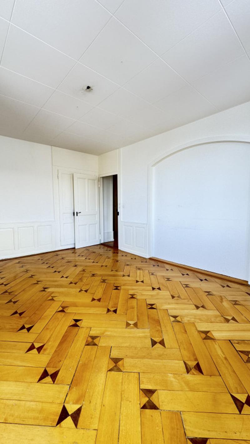 4 Zimmer hell nahe Bahnhof, 89 m², Aufzug | La Chaux-de-Fonds (11)