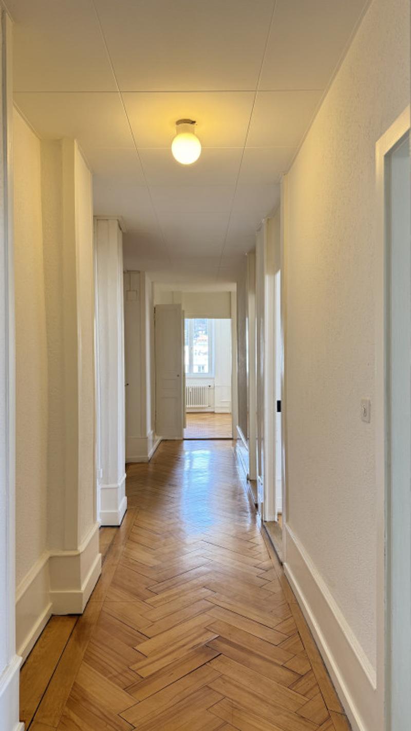 4 Zimmer hell nahe Bahnhof, 89 m², Aufzug | La Chaux-de-Fonds (2)