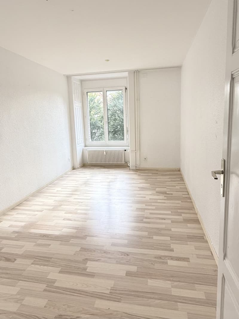 4.5 pièces idéal bureaux ou habitation, proche gare, ascenseur (12)