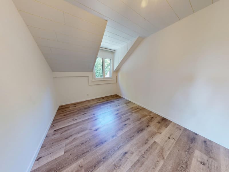 Attic apartment with 4.5 rooms and breathtaking view of the lake (9)