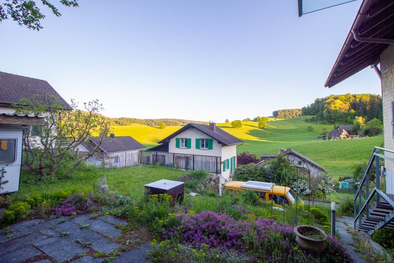 Family-friendly living with a view (4)