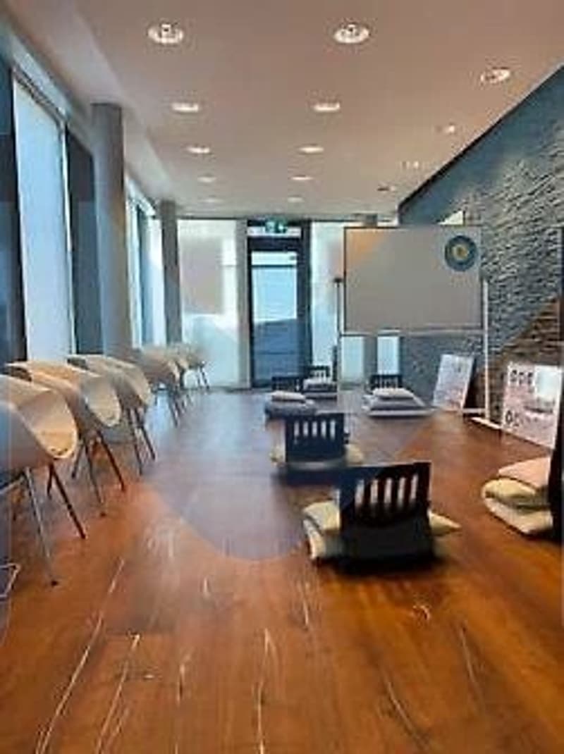Commercial premises very well located in Morges (3)