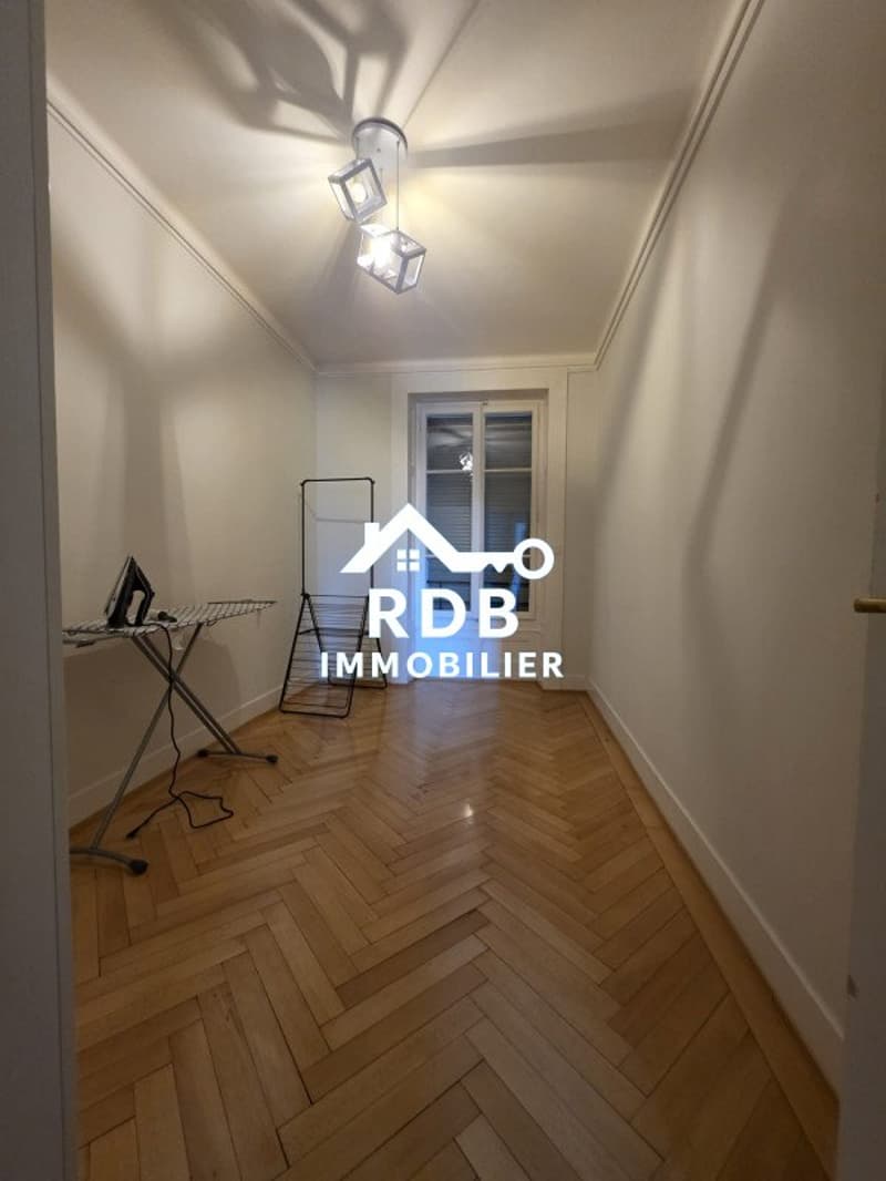 Prächtige 5,5-Zimmer-Wohnung im 1. Stock in Genf 1202 (5)