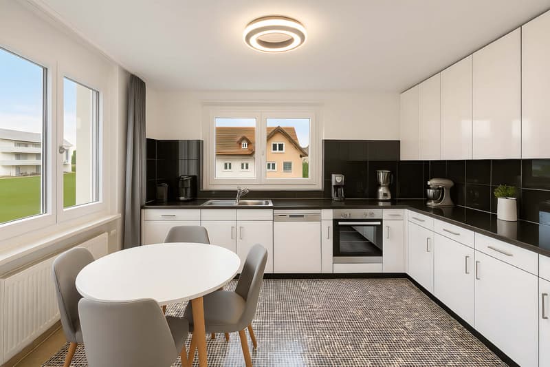 Exceptional 3-room apartment with marble in all main rooms (4)