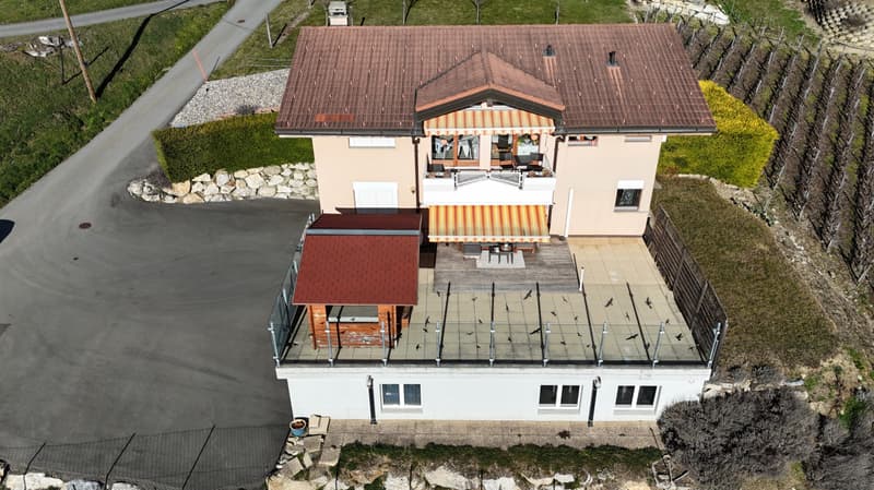 Exceptional villa with breathtaking view of the Rhone Valley (3)