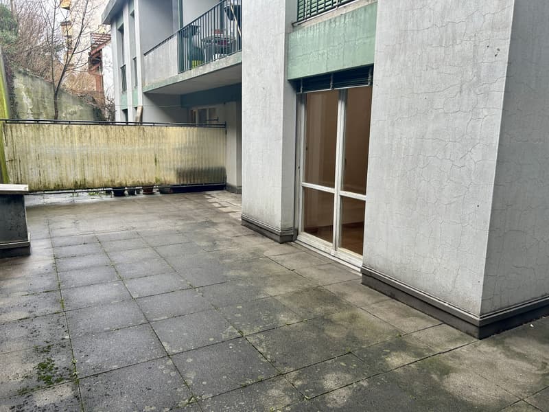 Vicino a tutte le comodità e con terrazza (5)
