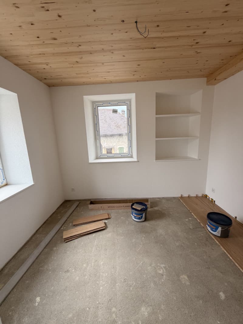 Bellissimo duplex di 3,5 locali, completamente ristrutturato con accesso privato (4)