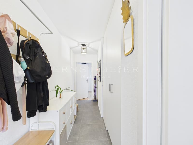 Apartment 3.5 rooms, private garden and unobstructed view of the mountains (7)