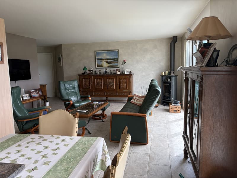 Prächtiges 3,5-Zimmer-Dachgeschoss mit sorgfältiger Ausführung (7)