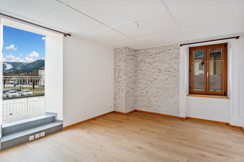Appart 3.5 1er étage chambre 1