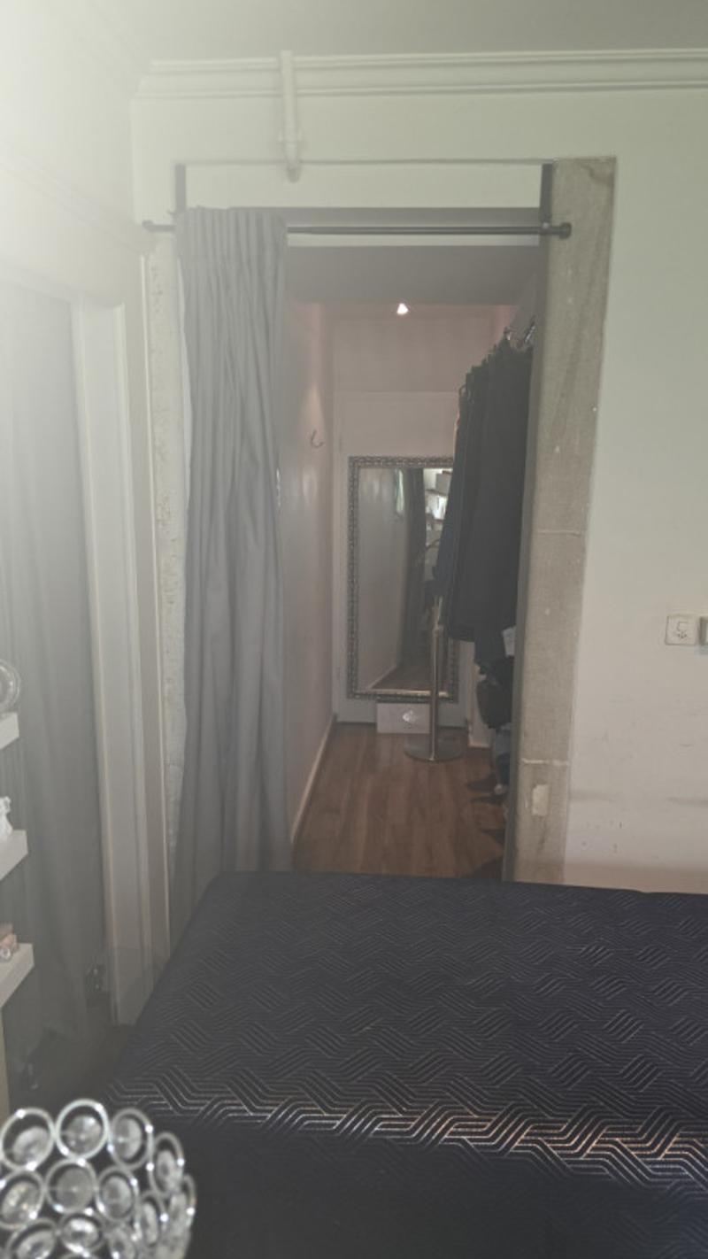A saisir! Arcade pignon sur rue de 65m2 (6)