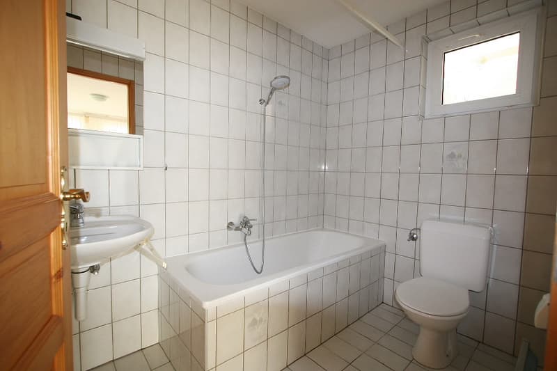 Independent studio in villa at 1084 Carrouge (VD) (2)