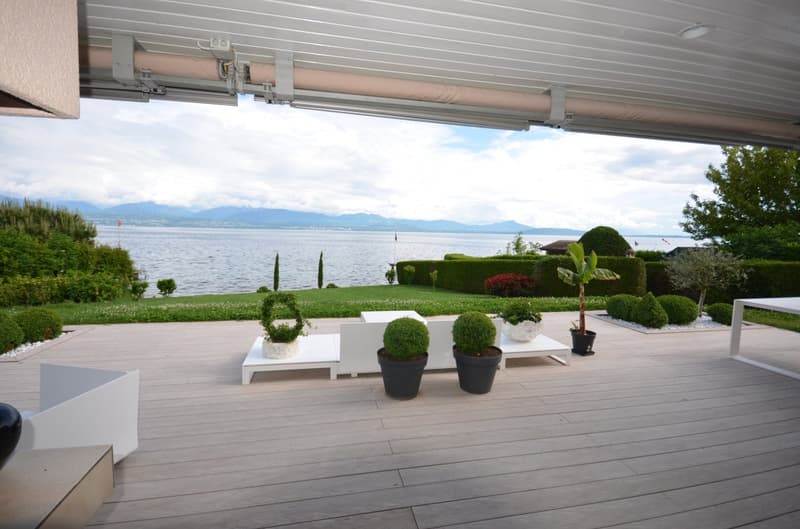 SAINT-PREX - DEUX VILLAS AU BORD DU LÉMAN, AVEC ACCÈS PRIVATIF AU LAC (5)