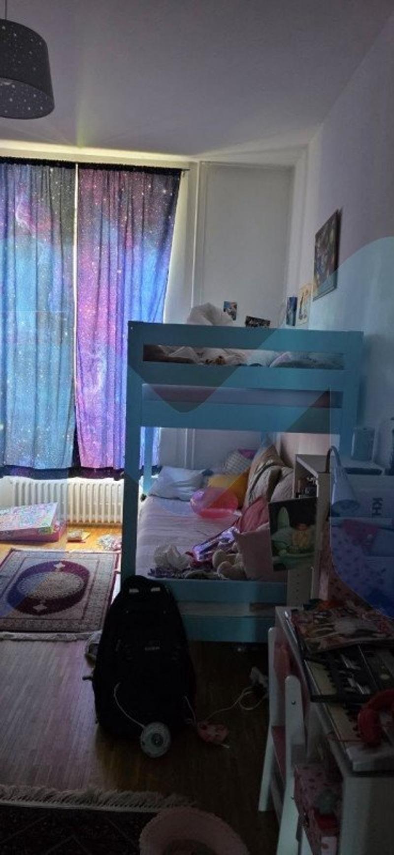 Appartamento di quattro locali al 3° piano situato a Carouge 1227 (6)