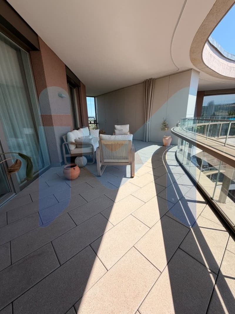 EXCEPTIONAL PENTHOUSE - Top Floor (10)