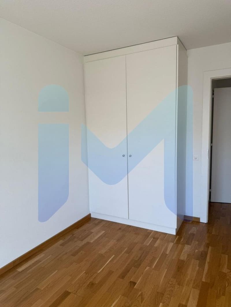 Appartamento di 5,5 locali al 3° piano situato a Thônex 1226 (8)