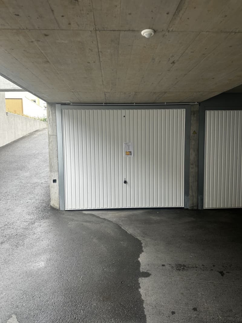 Garage box in Martigny, to be seized. (2)