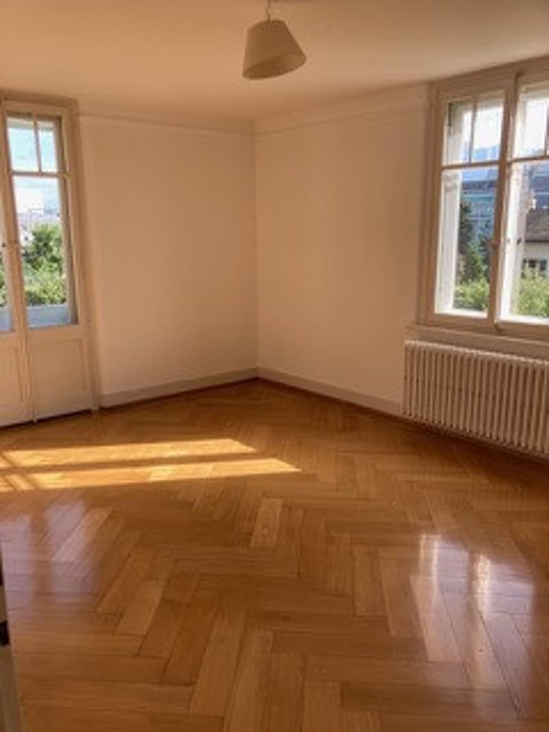 Very beautiful rental house from the 30s, 3 apartments, 582 m2 land (4)