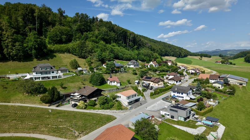 Villa neuve avec unité indépendante et vue dégagée sur les Préalpes - Senèdes (13)