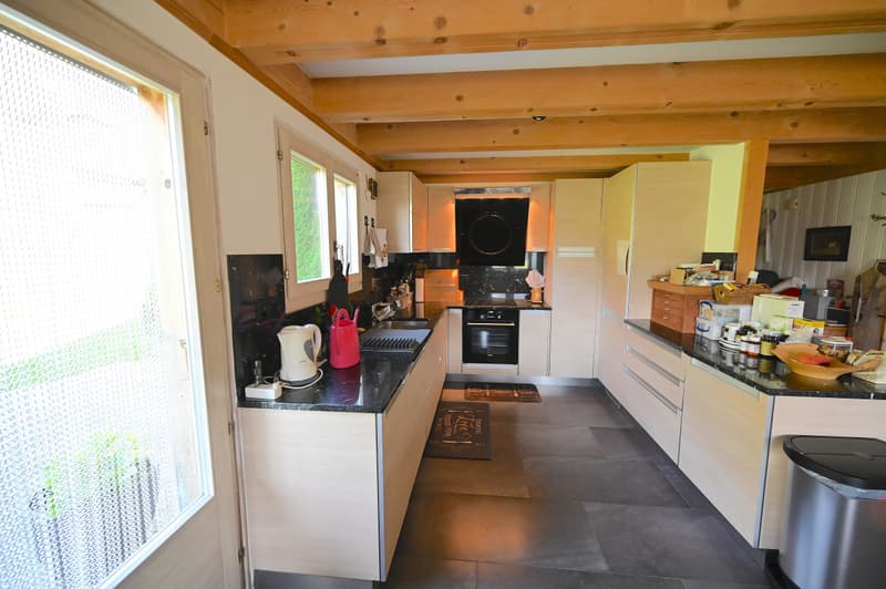 L'ETIVAZ - SUPERBO CHALET DI TRE APPARTAMENTI (4)