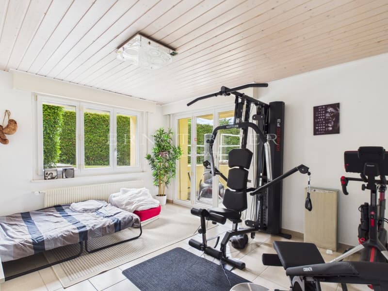 Geräumiges Familienhaus mit Garten, Terrassen in Founex (13)