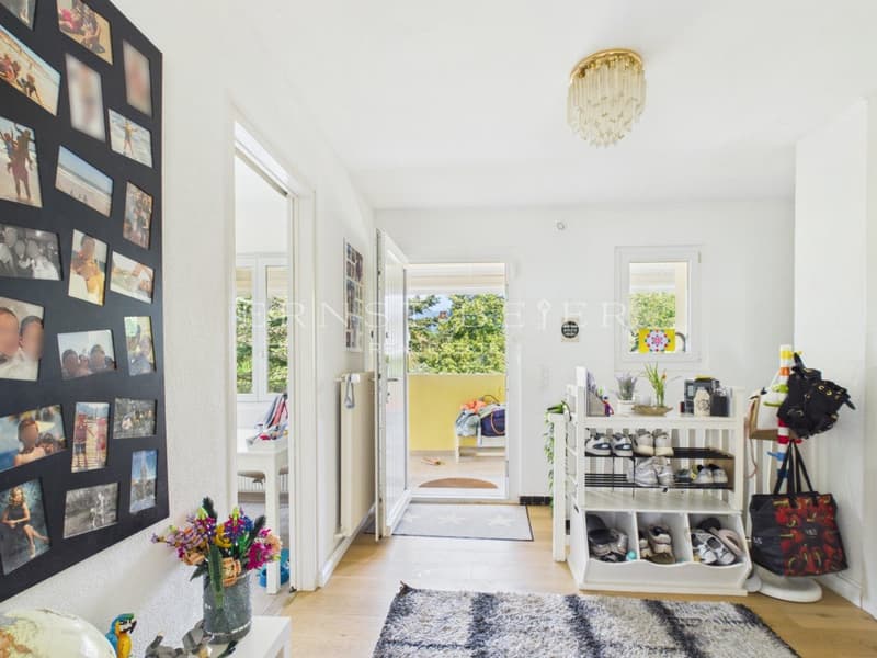 Geräumiges Familienhaus mit Garten, Terrassen in Founex (7)