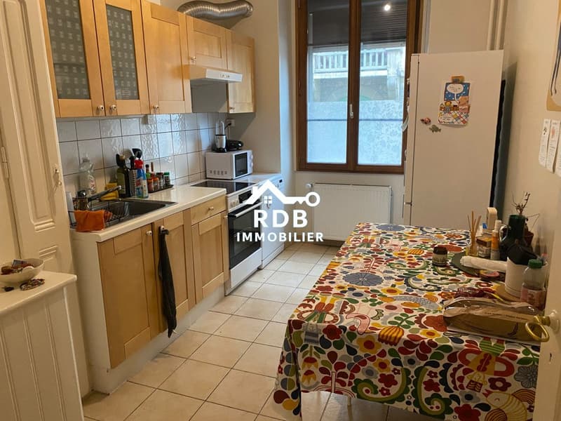 Appartamento di tre locali al piano rialzato a Ginevra 1207 (4)