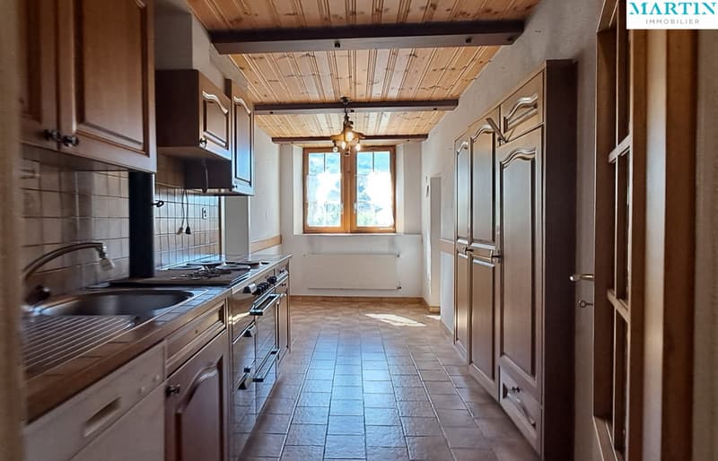 A VENDRE - BRAMOIS : En face du pont historique, 4.5 pièces avec jardin (5)