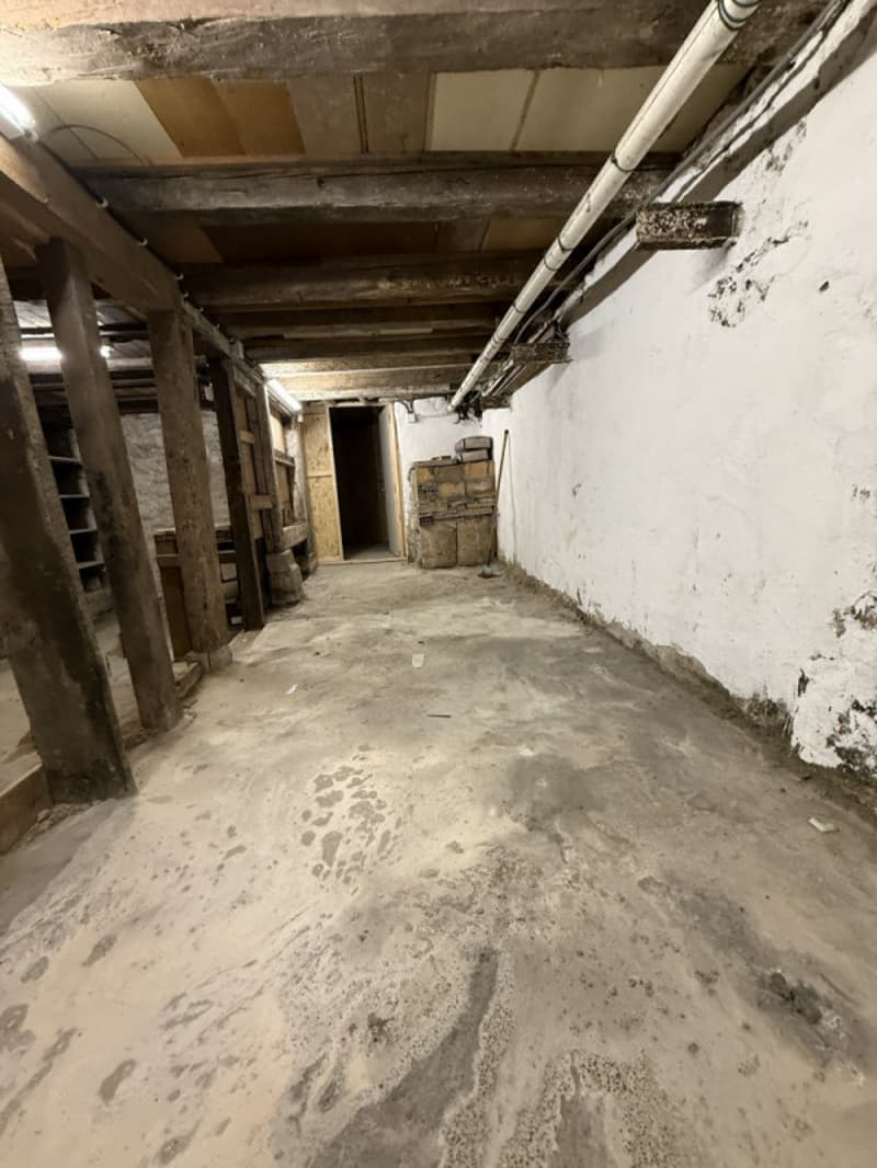 Local dépôt / atelier de 25 m² avec électricité (6)