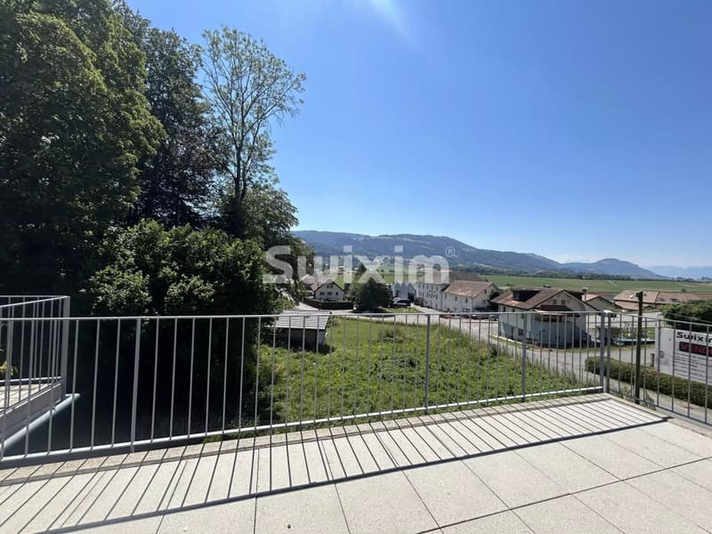 Exclusivity! Beautiful attic apartment with an unobstructed view of the mountains! (1)