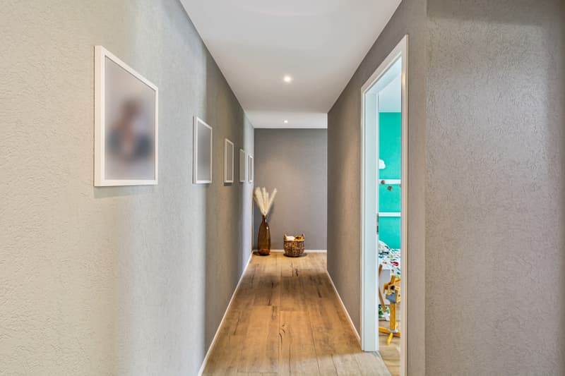 GUARANTEED LOVE AT FIRST SIGHT - THE ART OF LIVING IN ATTICA (12)