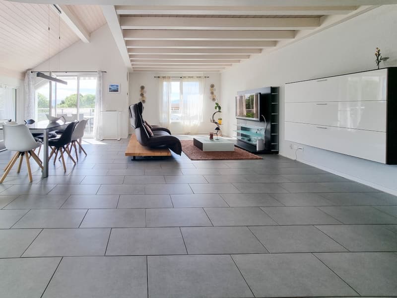 Appartement duplex lumineux avec balcon dans un cadre résidentiel privilégié (2)