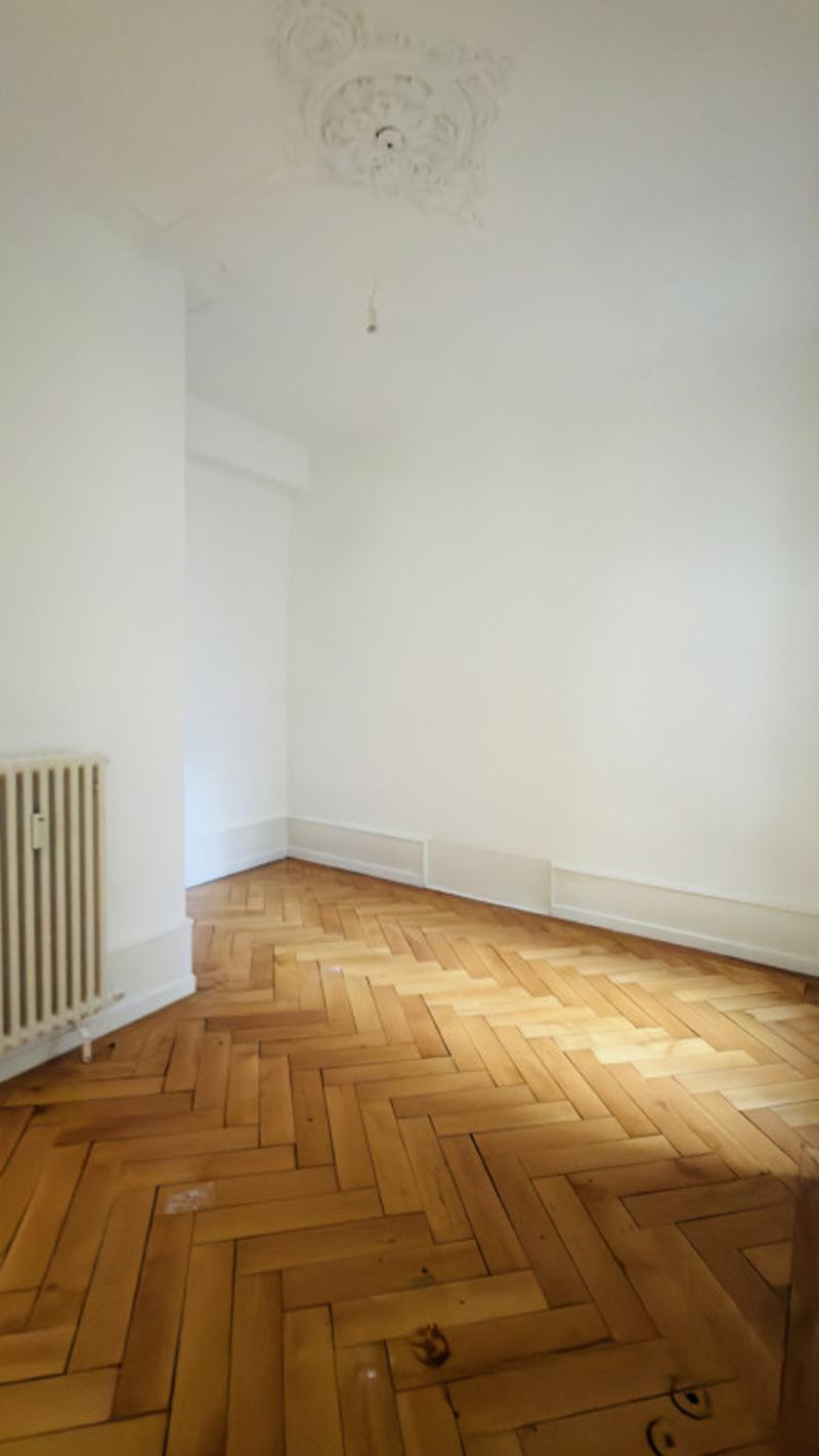 Superbe appartement de caractère de 4 pièces - emplacement premium proche gare (6)