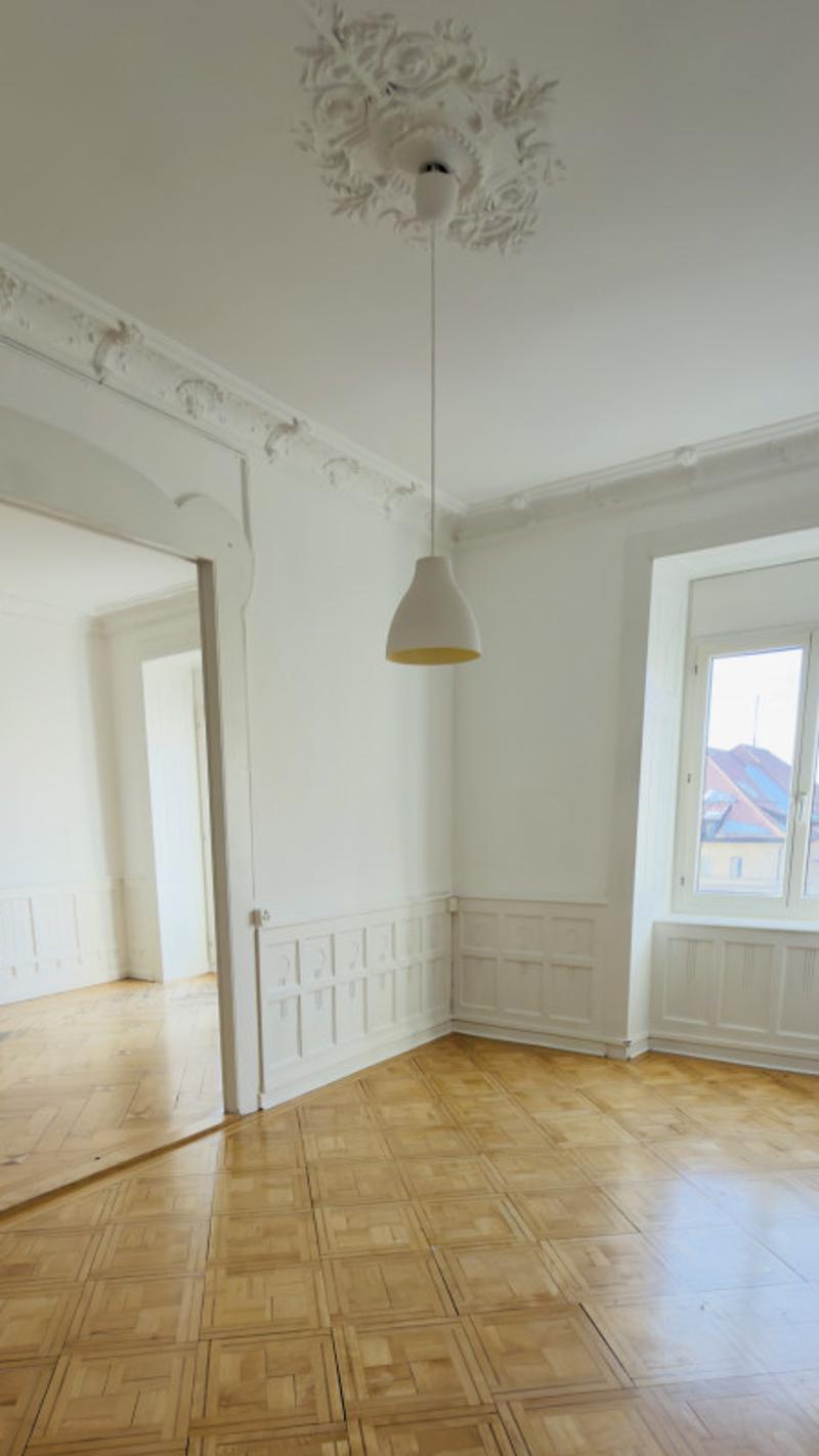Superbe appartement de caractère de 4 pièces - emplacement premium proche gare (3)
