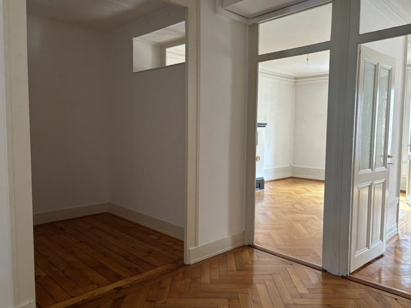Très charmant 4 pièces dans le quartier de Plainpalais. Beaucoup de cachet! (5)