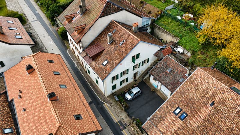 Immeuble de rendement à Romainmôtier avec bon rendement locatif (2)