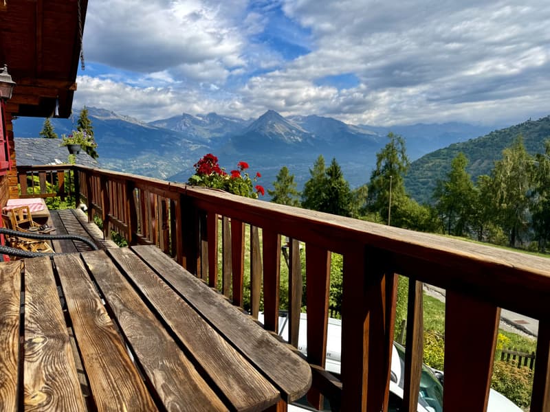 CHALET INDIVIDUEL AVEC VUE EXCEPTIONNELLE ET SANS VIS-À-VIS A BASSE NENDAZ (2)