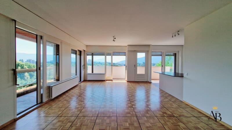 luxueux Appartement vue lac, Eléganterésidence avec piscine intérieure & jacuzzi (4)