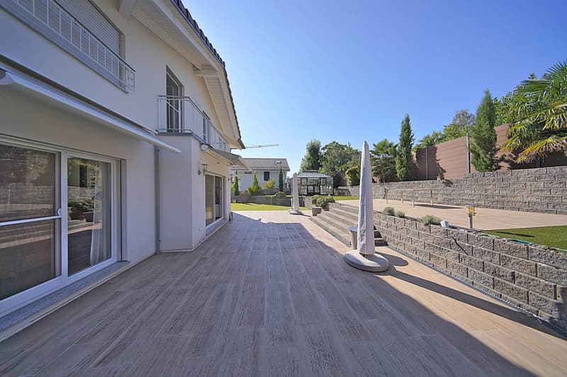 Exclusivité - Propriété coup de coeur, villa individuelle au calme (4)