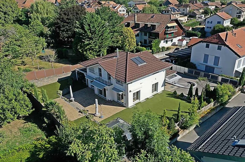Exclusivité - Propriété coup de coeur, villa individuelle au calme (3)