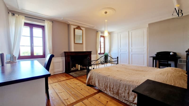 En exclusivité : Authentique Maison villageoise à 5 minutes de Nyon (5)