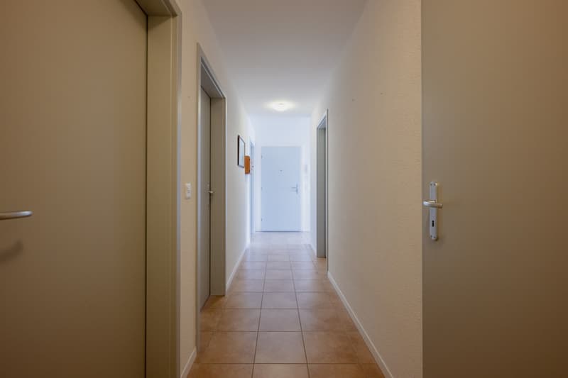 OPPORTUNITÉ À SAISIR AU COEUR D'ESTAVAYER : Lumineux appartement de 4.5 pièces (11)