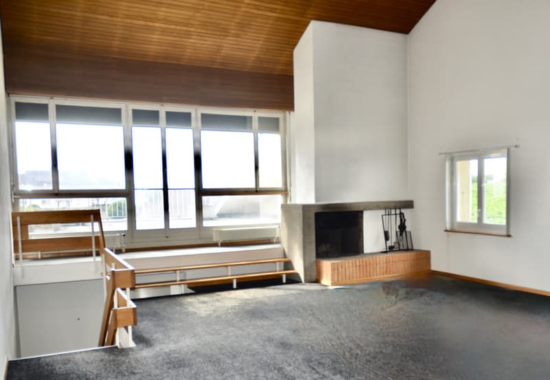 Appartement en attique avec terrasse et vue sur le lac et les Alpes. (3)