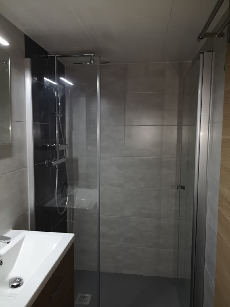 Magnifique duplex de standing avec vue imprenable sur le lac de Morat (9)
