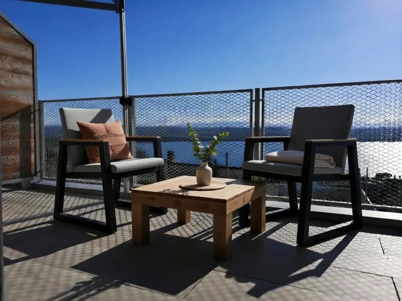 Magnifique duplex de standing avec vue imprenable sur le lac de Morat (1)