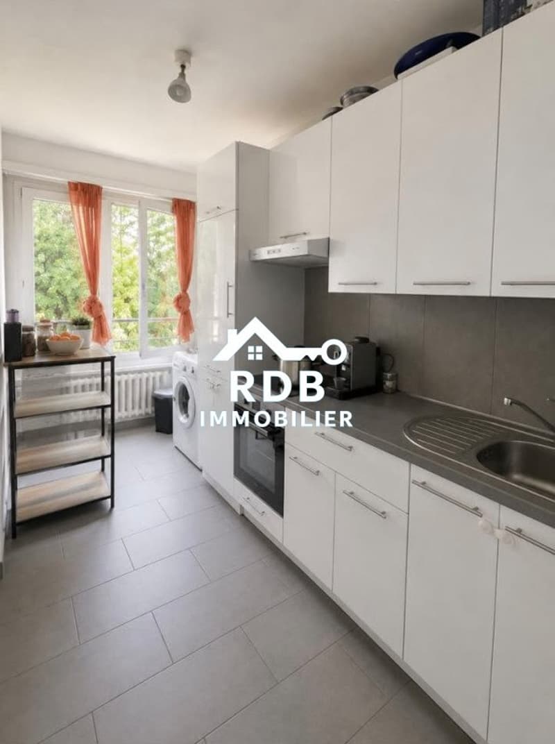 Appartement de 2,5 pièces au 4ème étage situé à Veyrier 1255 (3)