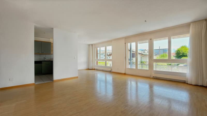 Helle und ruhige Wohnung mit Alpenblick und eigenem Wasch-/Hobbyraum (5)
