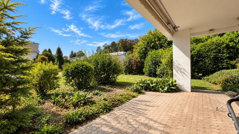 Reiheneckhaus mit grossem Garten und viel Gestaltungspotenzial (14)