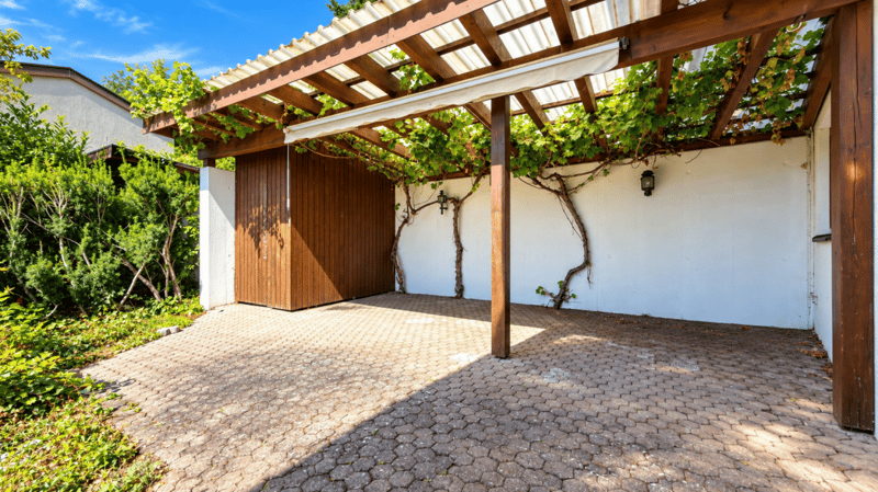 Reiheneckhaus mit grossem Garten und viel Gestaltungspotenzial (10)